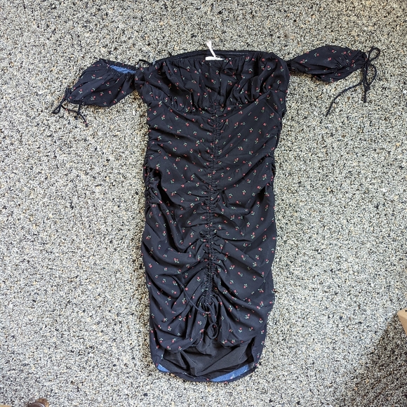 NWT More To Come Ruched Dress - Picture 3 of 8